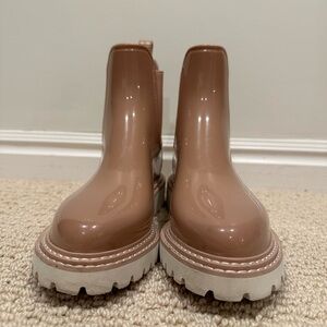 Dolce vita Chelsea rain boots